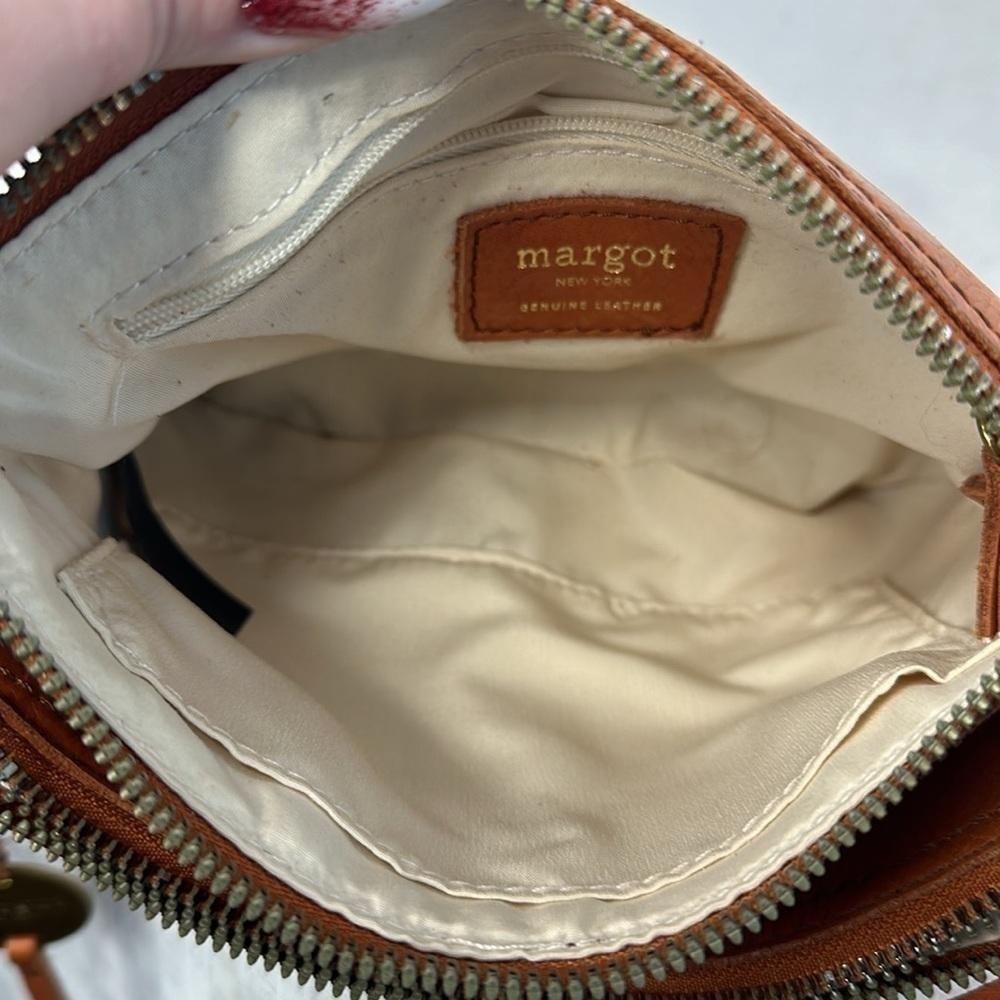 Margot Jules Double Pocket Crossbody Bag In Whiskey - Picture 10 of 11